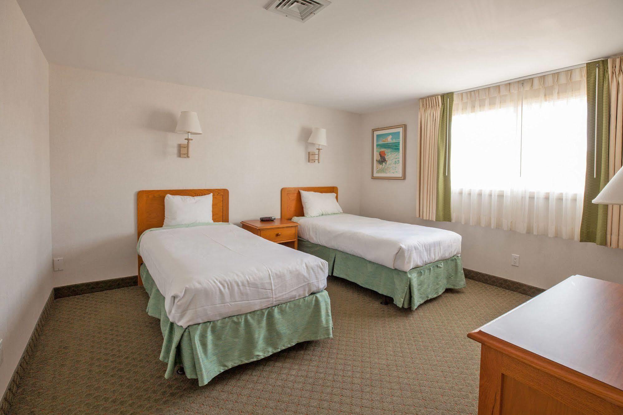 Green Harbor Resort West Yarmouth Bagian luar foto
