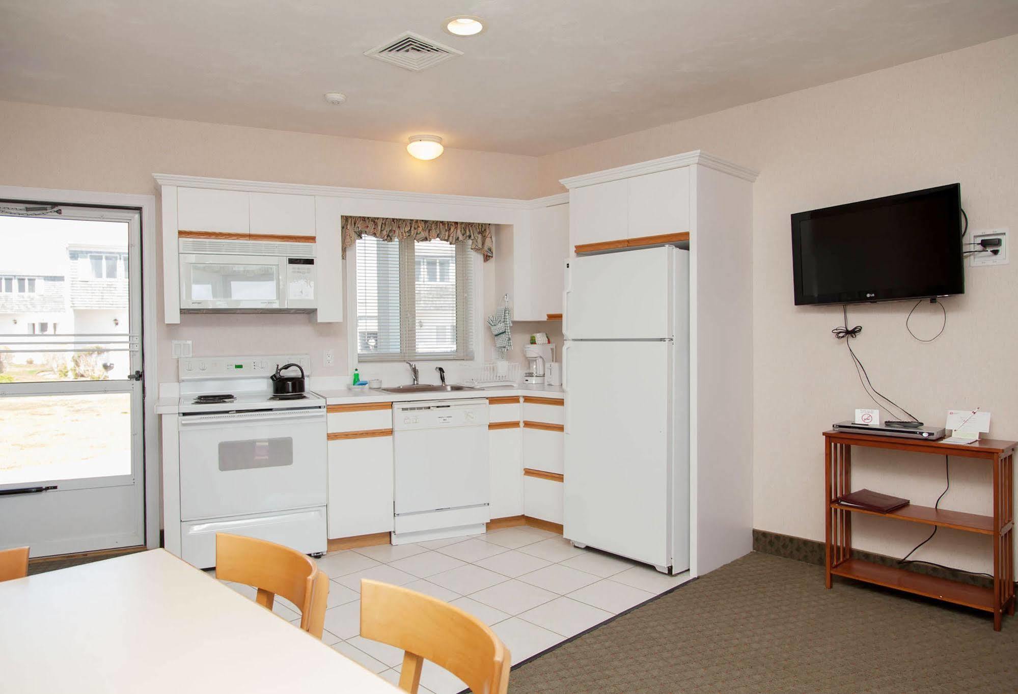 Green Harbor Resort West Yarmouth Bagian luar foto