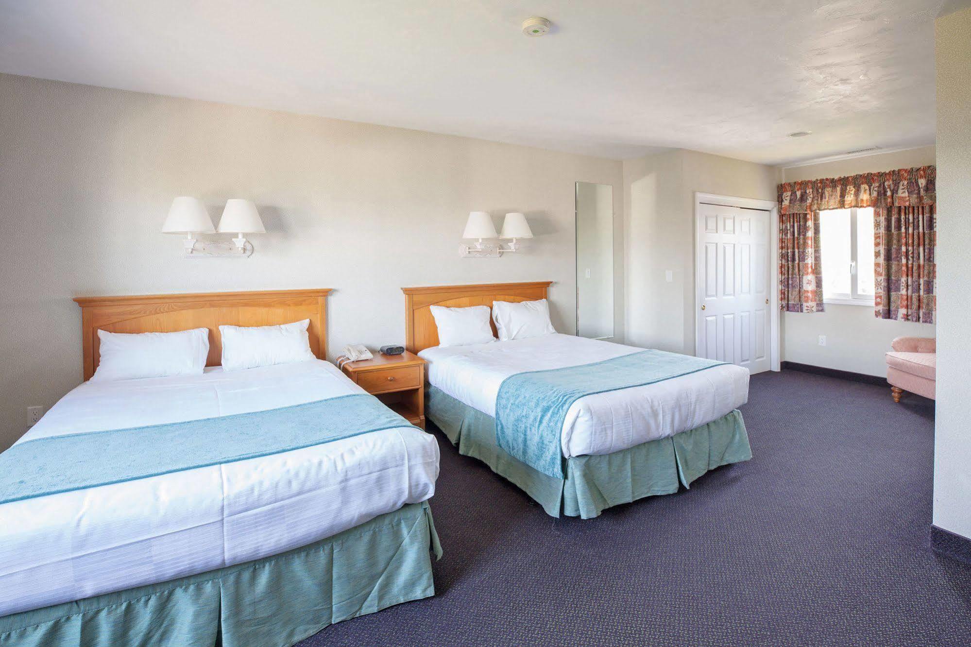 Green Harbor Resort West Yarmouth Bagian luar foto